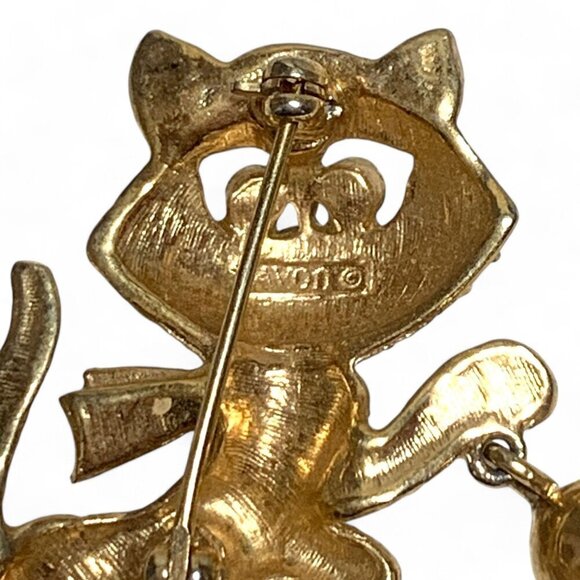 Vintage Avon Gold Tone Cat Brooch With Bow & Working Bell - Picture 3 of 4